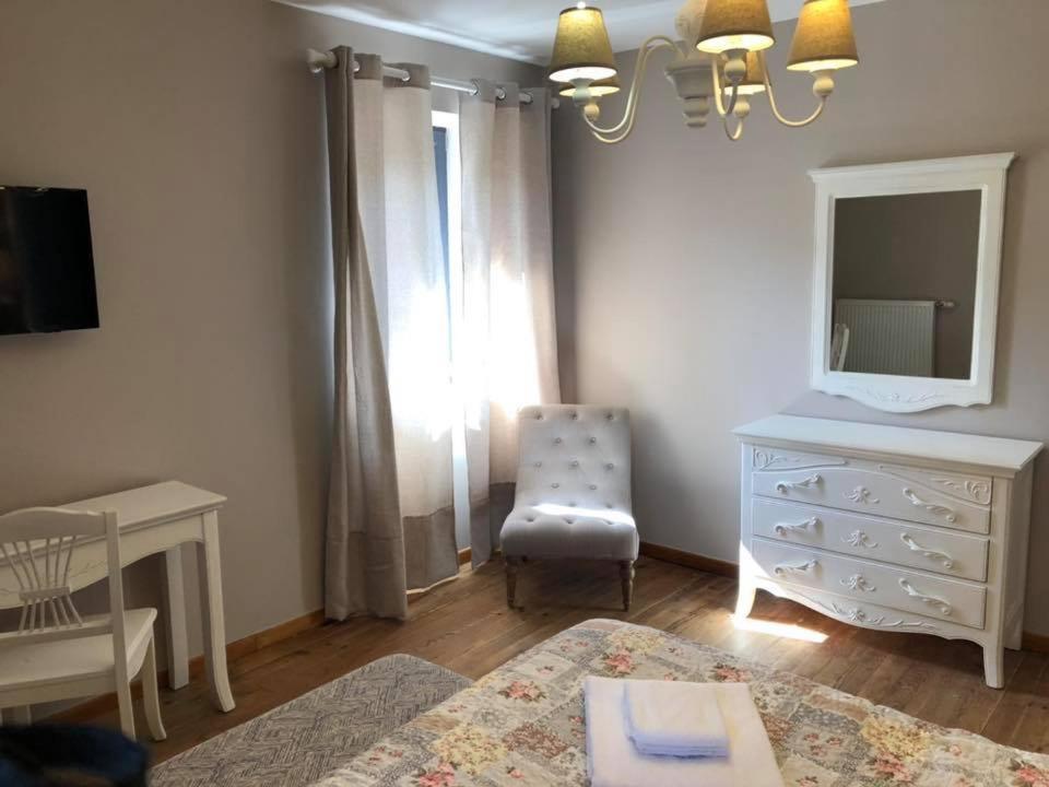 Les Villas Du Domaine De Suzel Vignieu Ngoại thất bức ảnh