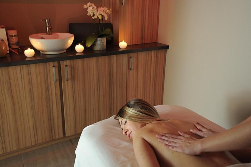Les Villas Du Domaine De Suzel Vignieu Ngoại thất bức ảnh